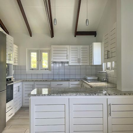 Vallonend Beachfront Villa With Excellent View Bel Ombre Ngoại thất bức ảnh