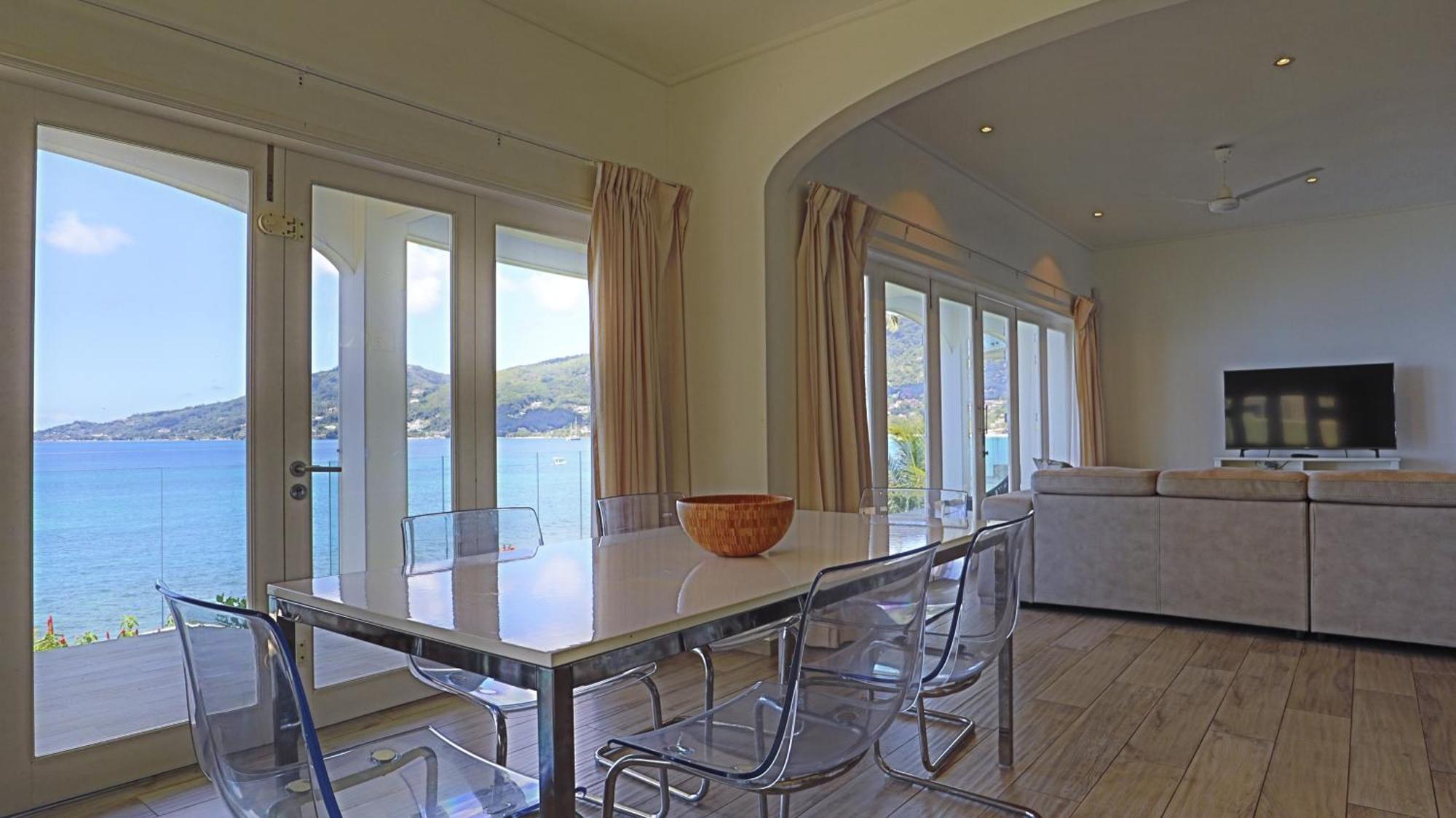 Vallonend Beachfront Villa With Excellent View Bel Ombre Ngoại thất bức ảnh