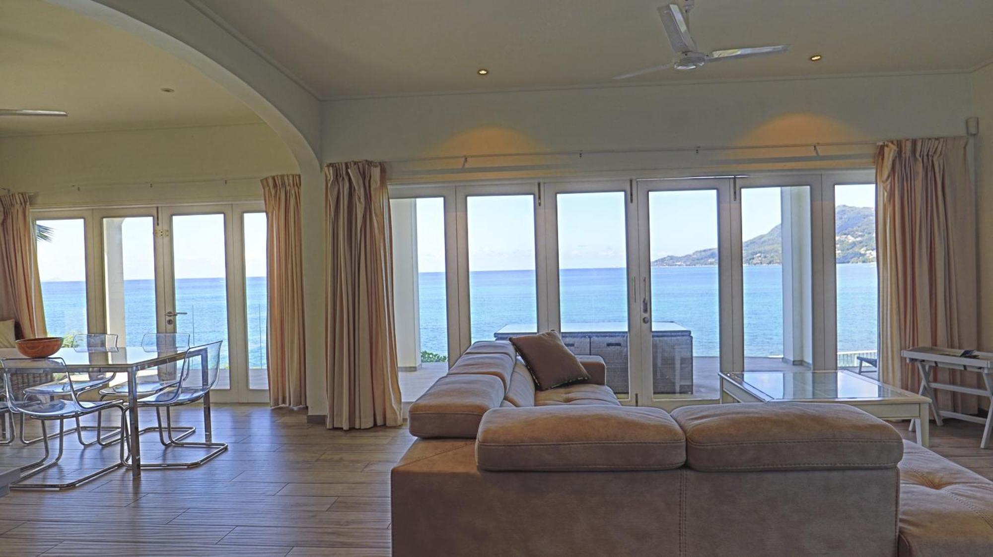 Vallonend Beachfront Villa With Excellent View Bel Ombre Ngoại thất bức ảnh