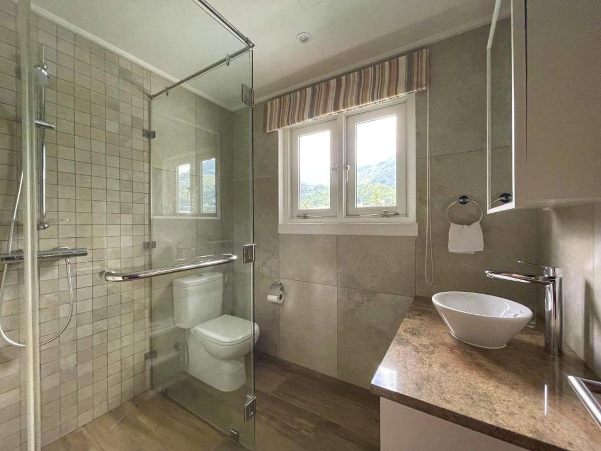 Vallonend Beachfront Villa With Excellent View Bel Ombre Ngoại thất bức ảnh