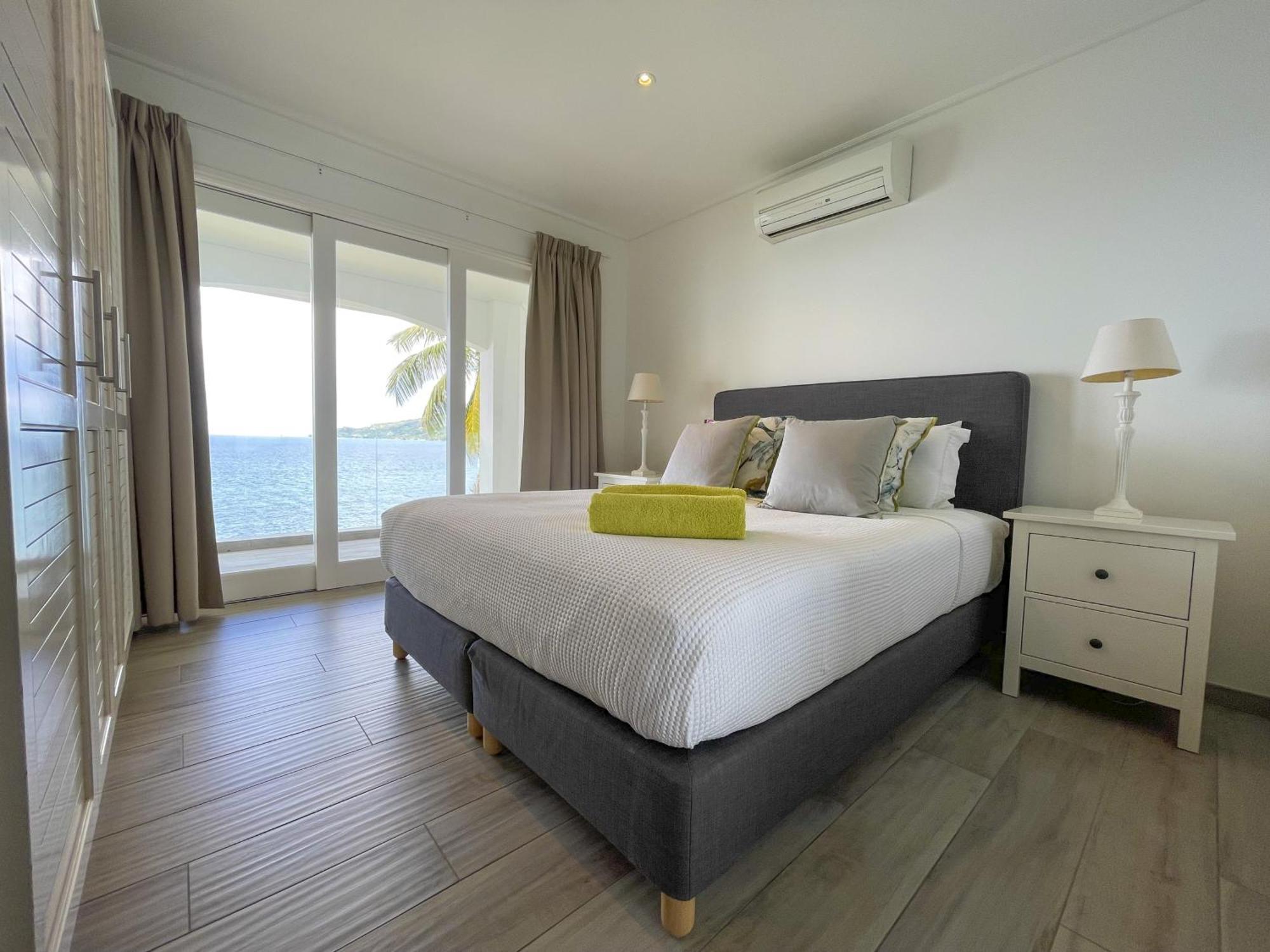Vallonend Beachfront Villa With Excellent View Bel Ombre Ngoại thất bức ảnh