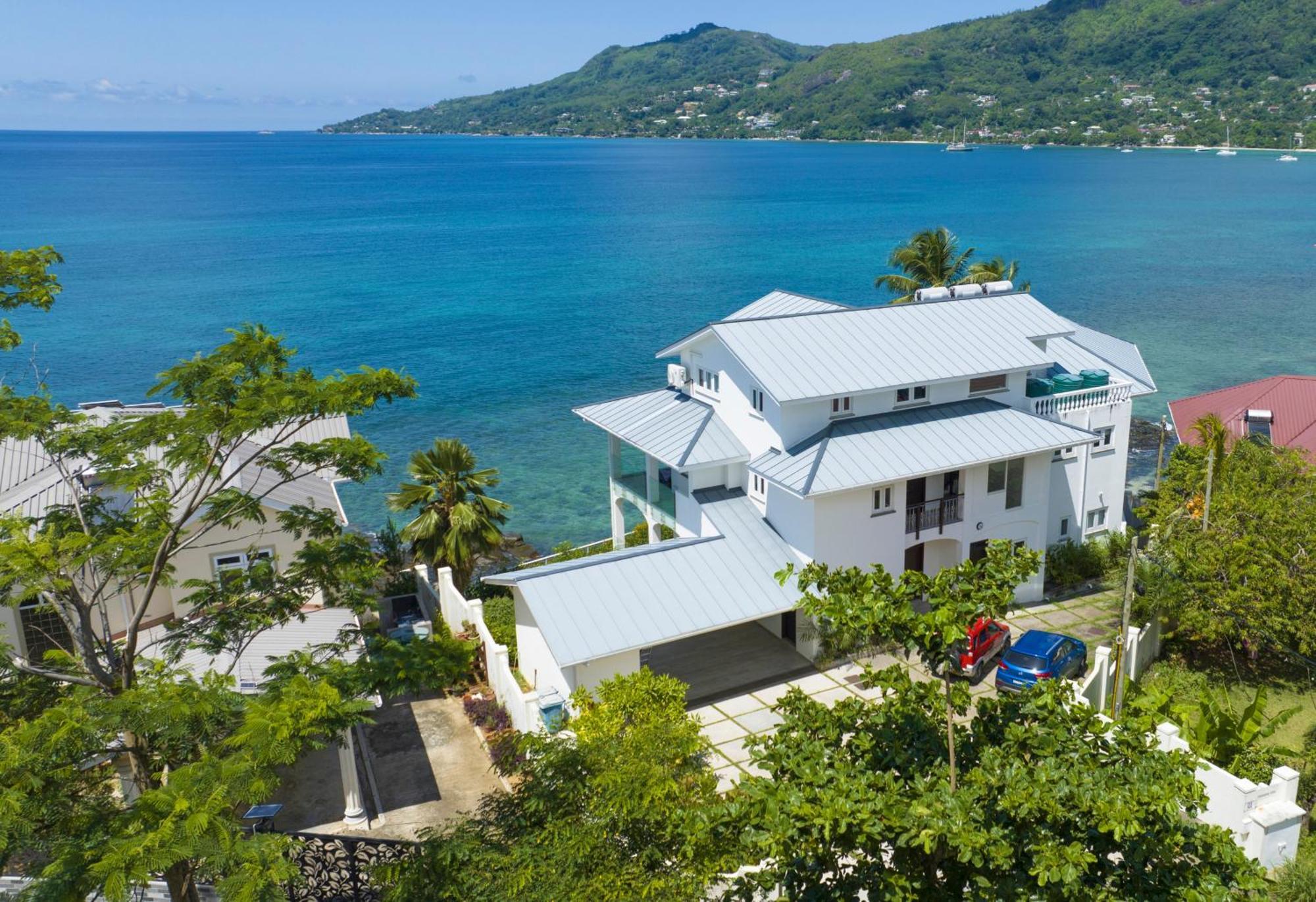 Vallonend Beachfront Villa With Excellent View Bel Ombre Ngoại thất bức ảnh